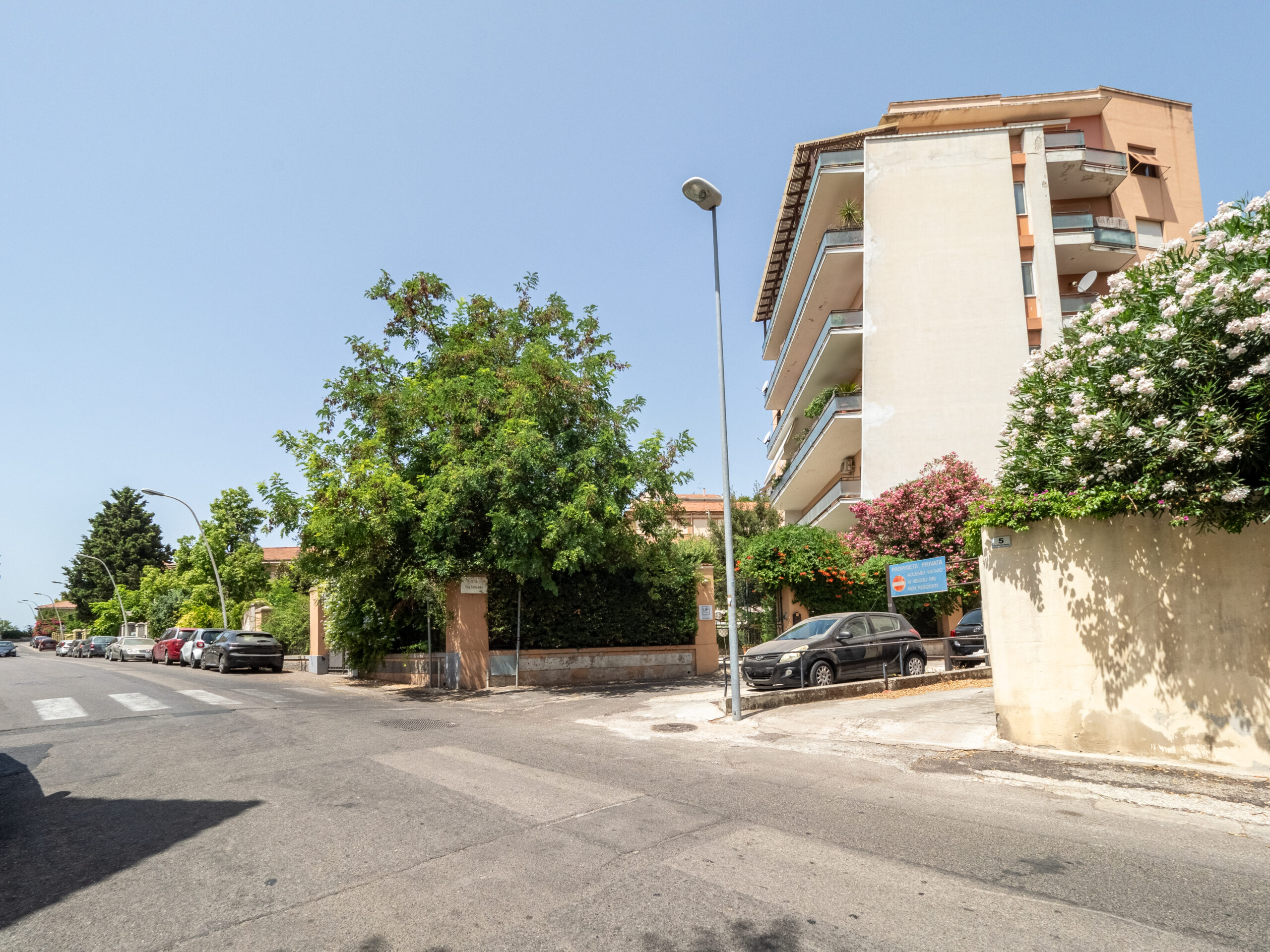 Cagliari – Appartamento con terrazza a livello di proprietà